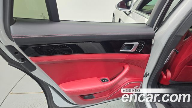 Porsche Panamera (971) 3.0 AWD 2018 — фото 25