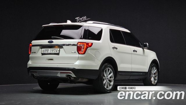 Ford Explorer 2.3 Limited 4WD 5th 2016 — фото 2