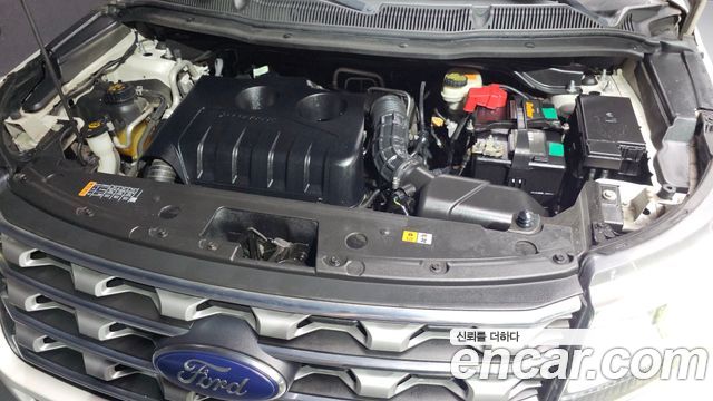 Ford Explorer 2.3 Limited 4WD 5th 2016 — фото 6