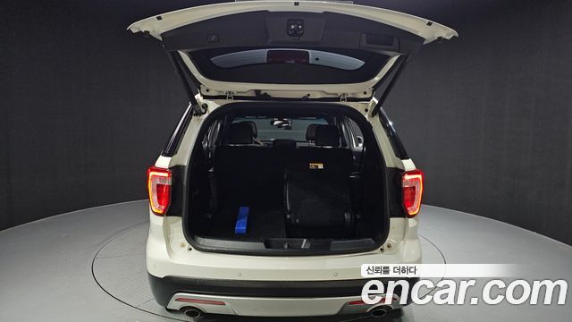 Ford Explorer 2.3 Limited 4WD 5th 2016 — фото 20