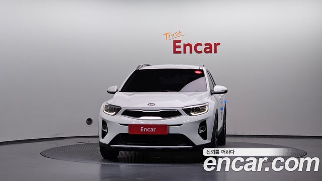 Kia Stonic 1.4 Trendy 2020 — фото 3