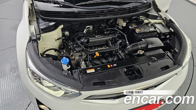 Kia Stonic 1.4 Trendy 2020 — фото 6