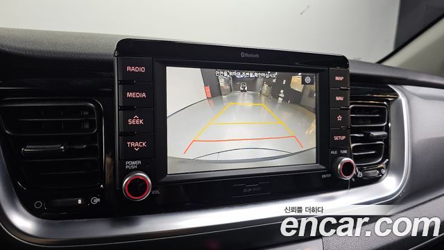 Kia Stonic 1.4 Trendy 2020 — фото 15