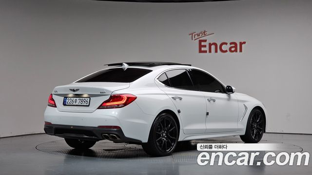 Genesis G70 2.0T Elite 2020 — фото 2