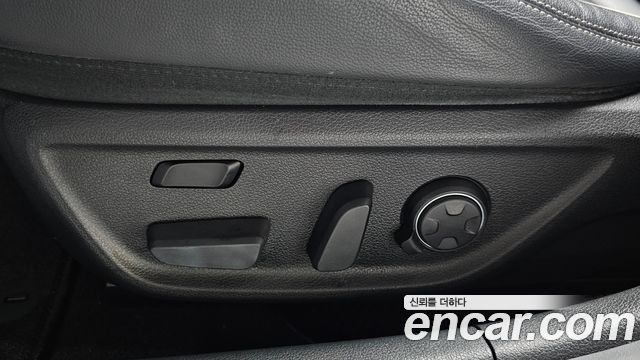 Genesis G70 2.0T Elite 2020 — фото 29