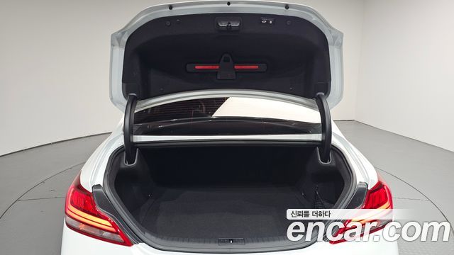 Genesis G70 2.0T Elite 2020 — фото 33