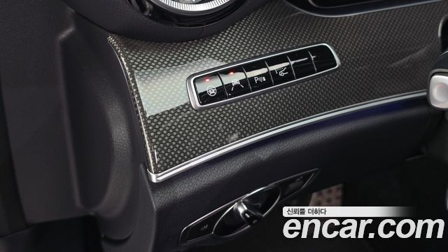 Mercedes-Benz E-Class (W213) E400 4MATIC Coupe 2018 — фото 29