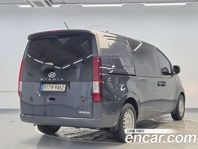 Hyundai Staria Cargo 5-Seater Smart 2022 — фото 3