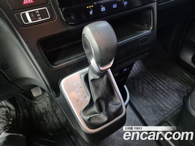 Hyundai Staria Cargo 5-Seater Smart 2022 — фото 20