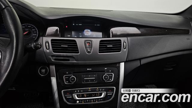 Renault Korea SM5 Nova 1.6 TCE 2015 — фото 16