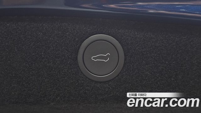 Tesla Model 3 RWD 2025 — фото 34