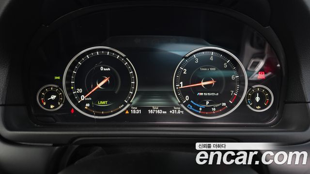 BMW 5 Series (F10) 528i 2013 — фото 8