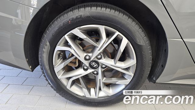Hyundai Sonata (DN8) 2.0 Premium Family 2021 — фото 5
