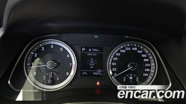 Hyundai Sonata (DN8) 2.0 Premium Family 2021 — фото 8