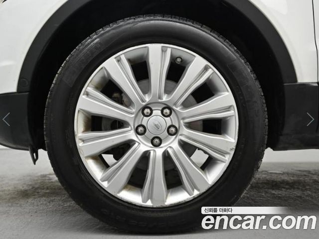 Land Rover Range Rover Evoque 2.0 Si4 HSE 2017 — фото 5