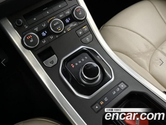 Land Rover Range Rover Evoque 2.0 Si4 HSE 2017 — фото 9