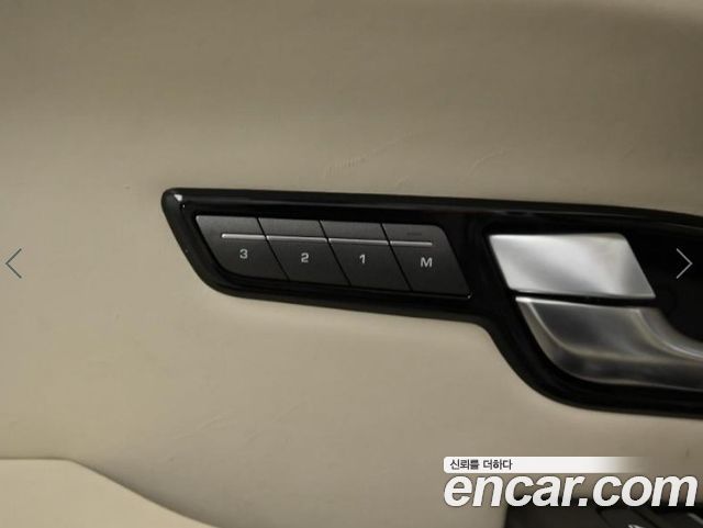 Land Rover Range Rover Evoque 2.0 Si4 HSE 2017 — фото 21