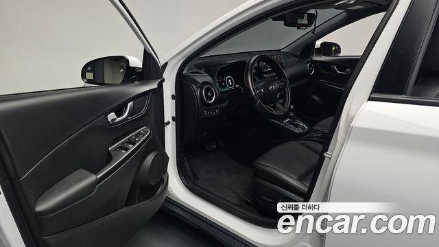 Hyundai Kona Hybrid Inspiration 2023 — фото 10