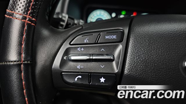 Hyundai Kona Hybrid Inspiration 2023 — фото 29
