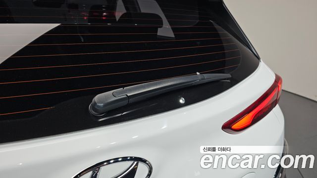 Hyundai Kona Hybrid Inspiration 2023 — фото 36