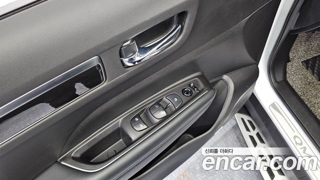 Renault Korea QM6 Gasoline 2WD RE Signature 2019 — фото 13