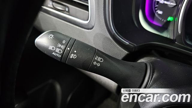 Renault Korea QM6 Gasoline 2WD RE Signature 2019 — фото 28