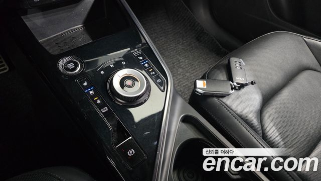 Kia Niro Signature 2022 — фото 9