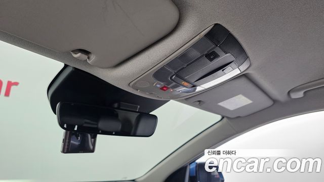 Kia Niro Signature 2022 — фото 18