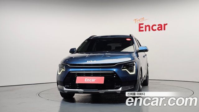 Kia Niro Signature 2022 — фото 3