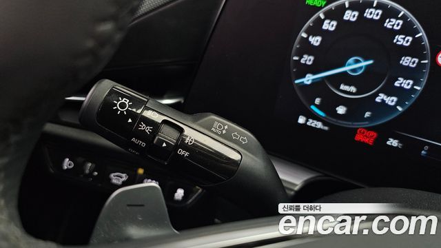 Kia Niro Signature 2022 — фото 34