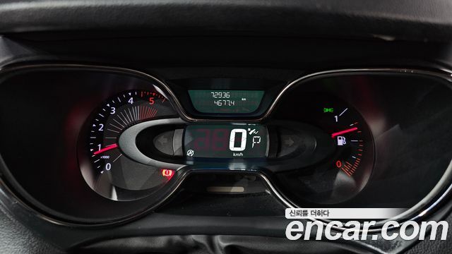 Renault Korea QM3 RE Signature 2017 — фото 8