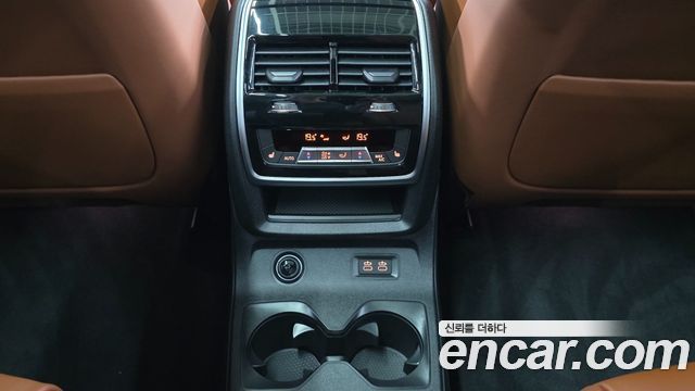 BMW X7 (G07) xDrive 40i Design Pure Excellence 6-Seater 2026 — фото 22