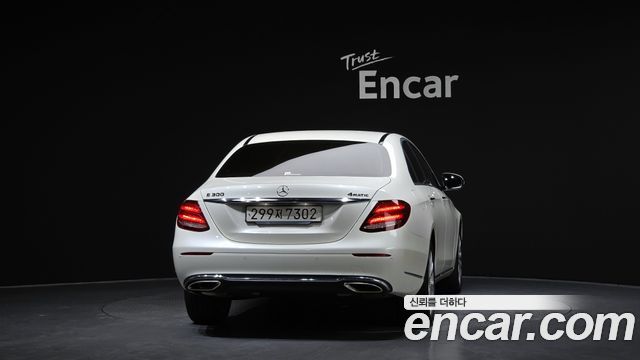 Mercedes-Benz E-Class (W213) E300 4MATIC Exclusive 2020 — фото 4