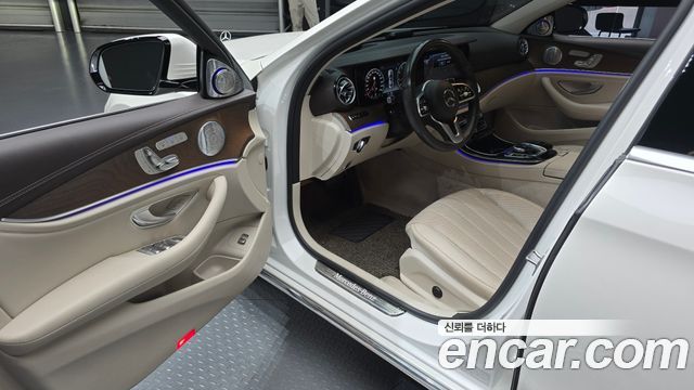 Mercedes-Benz E-Class (W213) E300 4MATIC Exclusive 2020 — фото 10