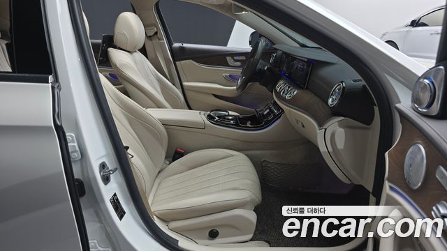 Mercedes-Benz E-Class (W213) E300 4MATIC Exclusive 2020 — фото 11