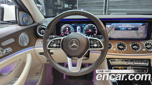 Mercedes-Benz E-Class (W213) E300 4MATIC Exclusive 2020 — фото 13