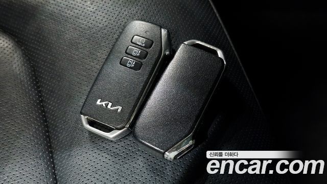 Kia Niro Signature 2022 — фото 17