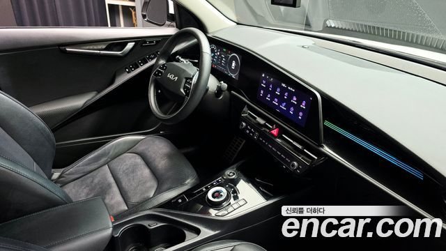 Kia Niro Signature 2022 — фото 20