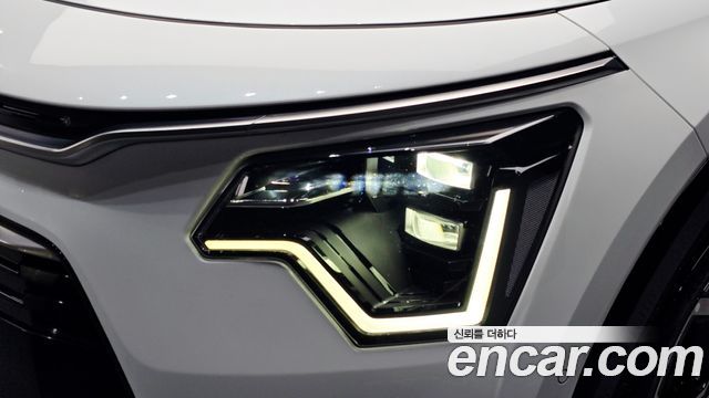 Kia Niro Signature 2022 — фото 22