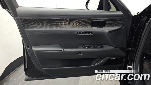 Genesis G90 (RS4) Gasoline 3.5 Turbo e-S/C AWD Black 2025 — фото 24