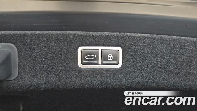 Genesis G90 (RS4) Gasoline 3.5 Turbo e-S/C AWD Black 2025 — фото 31