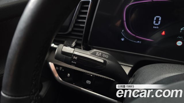 Kia Sportage (V) Diesel 2.0 2WD Prestige 2022 — фото 18