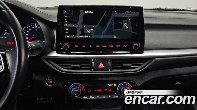 Kia K3 (II) 1.6 Prestige 2023 — фото 16