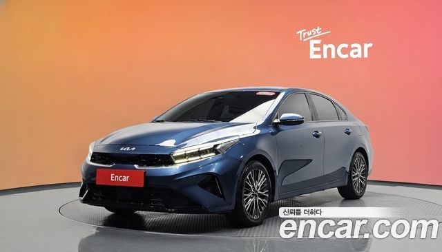 Kia K3 (II) 1.6 Prestige 2023 — фото 1