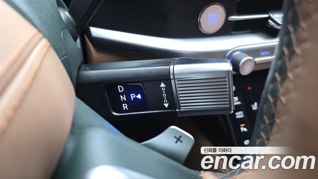 Hyundai Grandeur (GN7) 3.5 Gasoline 2WD Calligraphy 2023 — фото 9