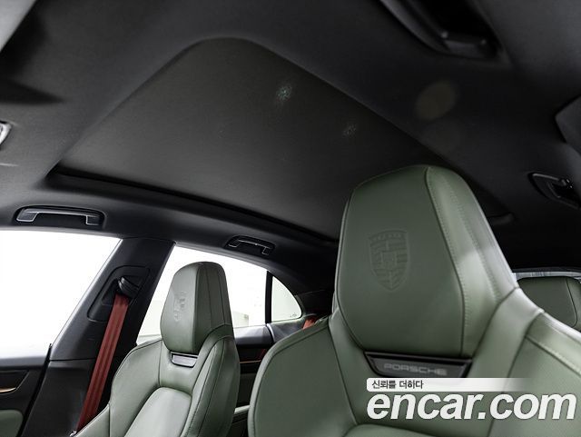 Porsche Macan EV 4S 2025 — фото 19