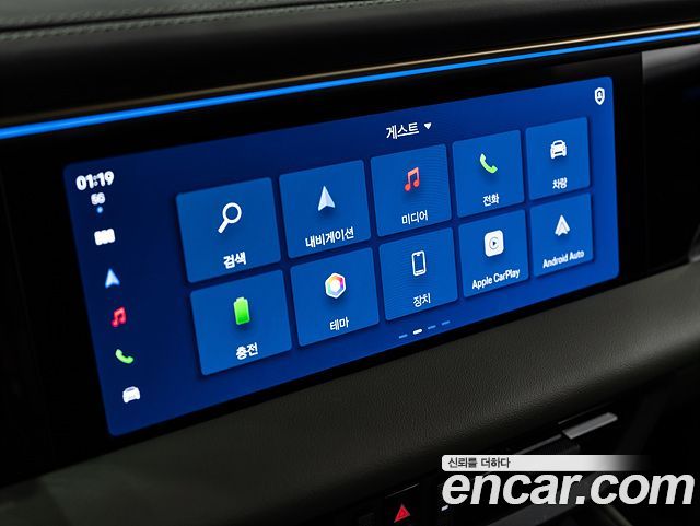 Porsche Macan EV 4S 2025 — фото 22