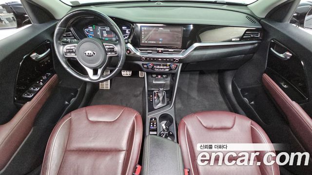 Kia Niro 1.6 HEV Noblesse Special 2020 — фото 7