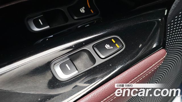 Kia Niro 1.6 HEV Noblesse Special 2020 — фото 30