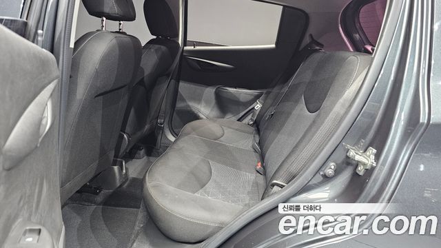 Chevrolet Spark LS 2019 — фото 11